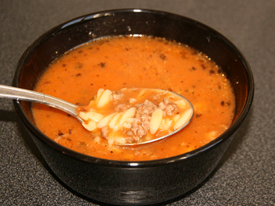 Kıymalı Şehriye Çorbası Tarifi ve Malzemeleri