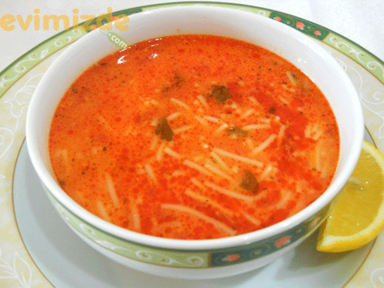 Sebzeli Şehriye Çorbası Tarifi ve Malzemeleri